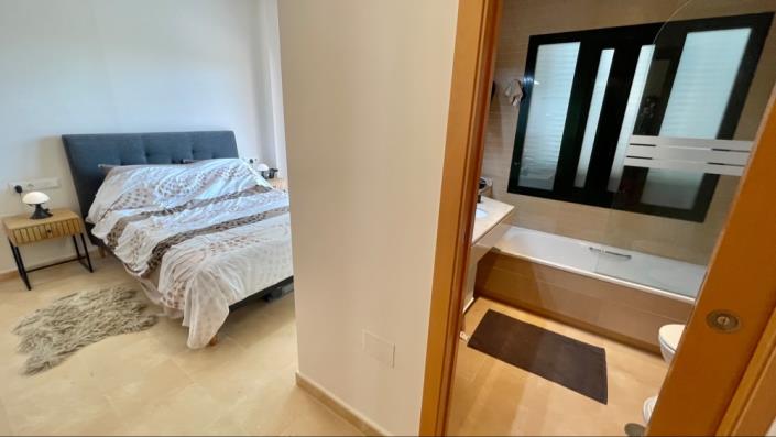 Image No.30-2 Bed Apartment for sale