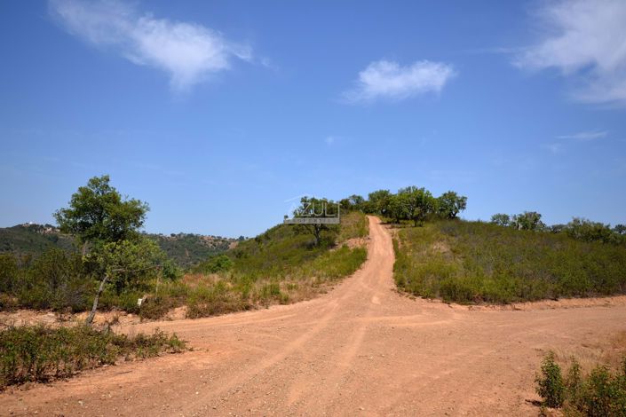 Image No.24-Terrain de 3 chambres à vendre à Malhão