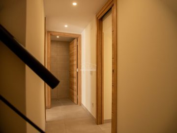 2425-308795-1254606e3c95c5e5ce938638595c7f664