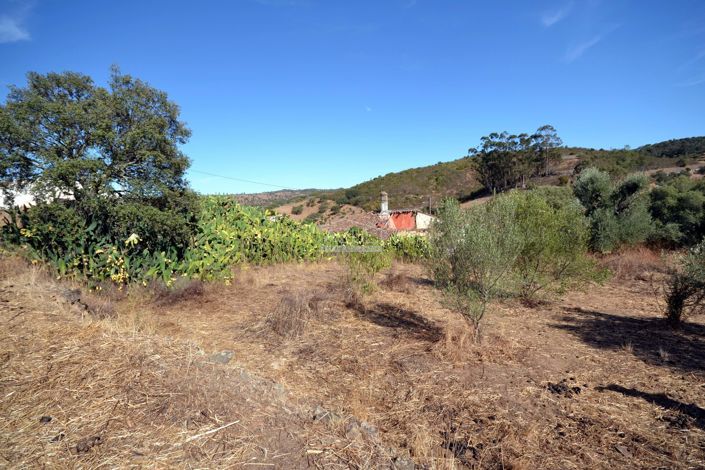 Image No.10-Terrain de 4 chambres à vendre à Loule