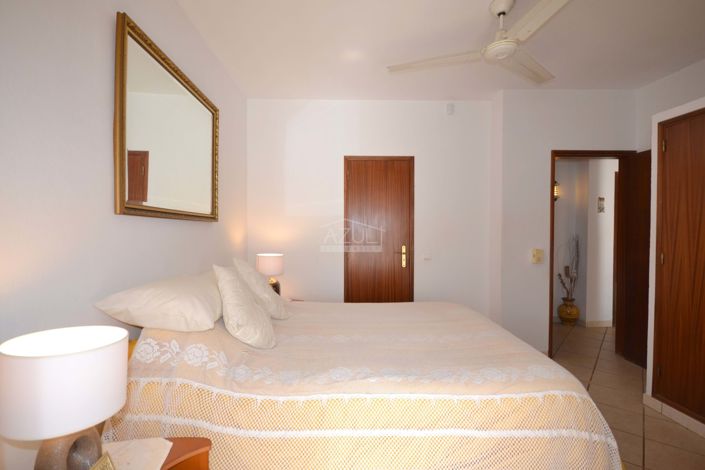 Image No.17-2 Bed Villa for sale