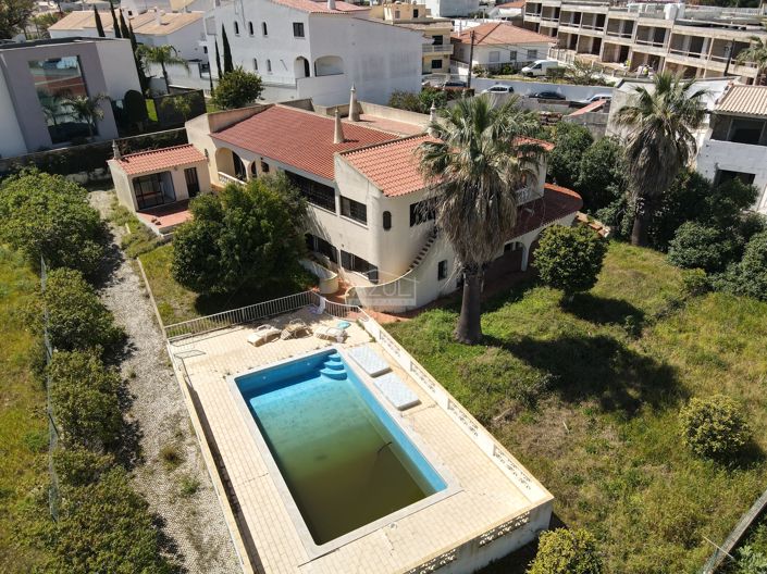 Image No.2-Villa de 5 chambres à vendre à Loule