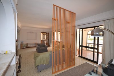 2425-349340-1254606e3c95c5e5ce938638595c7f664