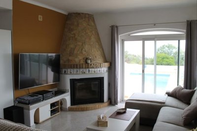 2425-347098-1254606e3c95c5e5ce938638595c7f664