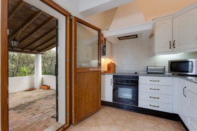 2425-358572-1254606e3c95c5e5ce938638595c7f664