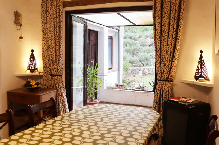 Image No.13-3 Bed Townhouse for sale