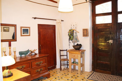 12063-town-house-for-sale-in-castell-de-caste