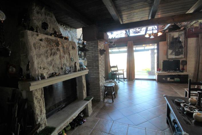 Image No.5-Terre de 5 chambres à vendre à Sellia