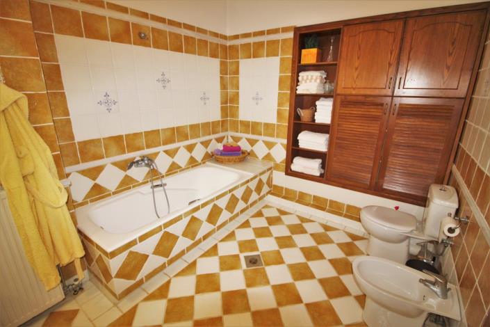 Image No.23-Villa de 4 chambres à vendre à Kokkino Horio