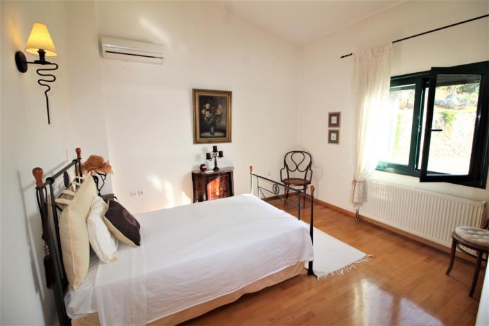 Image No.28-Villa de 4 chambres à vendre à Kokkino Horio