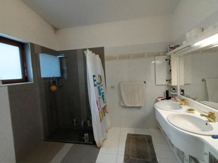 Image No.20-4 Bed Villa for sale