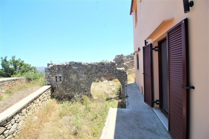 Image No.9-2 Bed House/Villa for sale