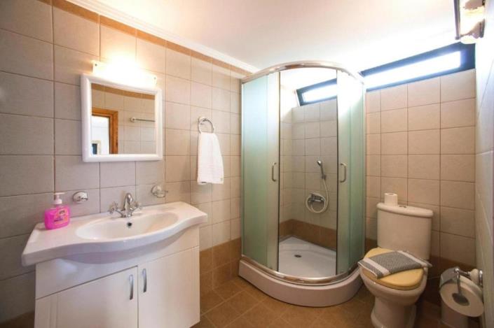 Image No.8-5 Bed House/Villa for sale