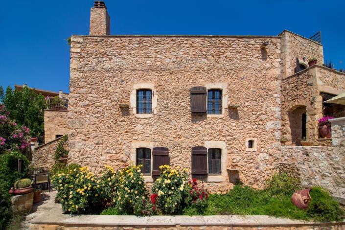 Image No.15-5 Bed Hotel for sale