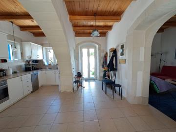 3ba8ce26-b8a1-4281-bfb9-dc4eea54e5f7