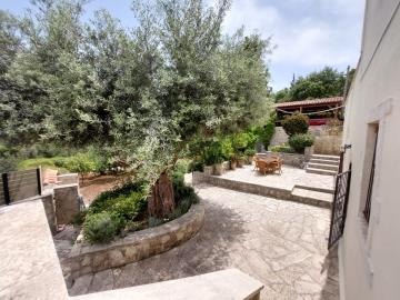 villa-for-sale-in-kambia-0035