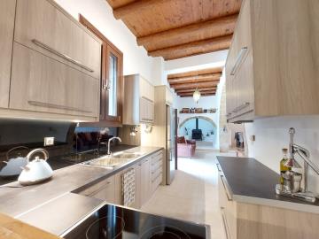 villa-for-sale-in-kambia-0040