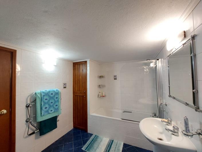 Image No.24-4 Bed Villa for sale