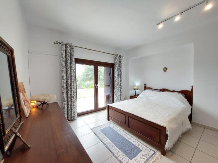 Image No.28-4 Bed Villa for sale