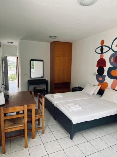 Image No.29-Un hôtel de 10 chambres à vendre à Almyrida