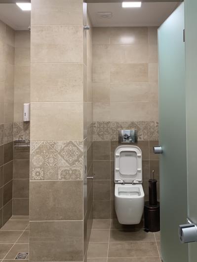 Image No.17-8 Bed Hotel for sale