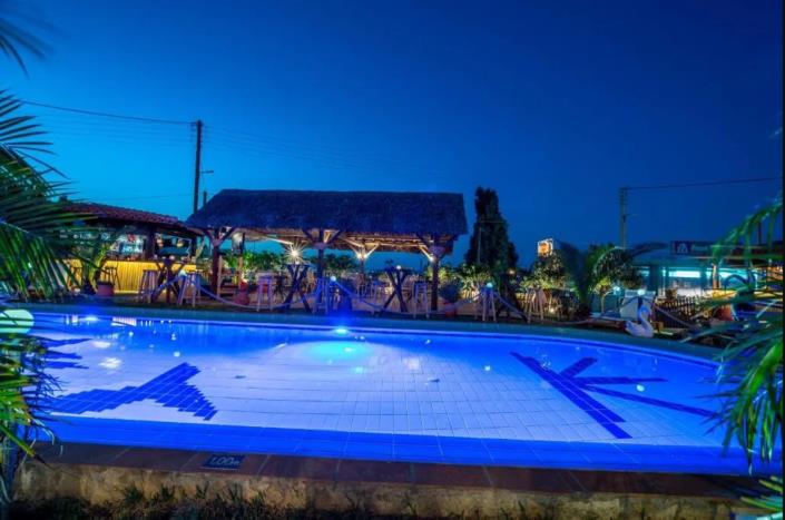 Image No.11-10 Bed Hotel for sale