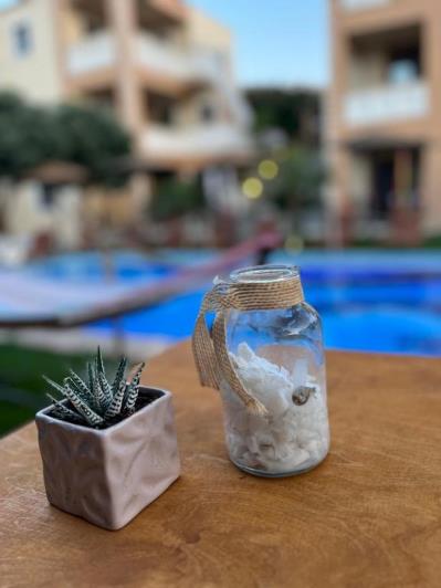 Image No.12-10 Bed Hotel for sale