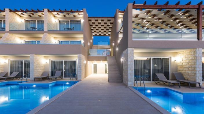 Image No.12-Maison de 30 chambres à vendre à Plaka