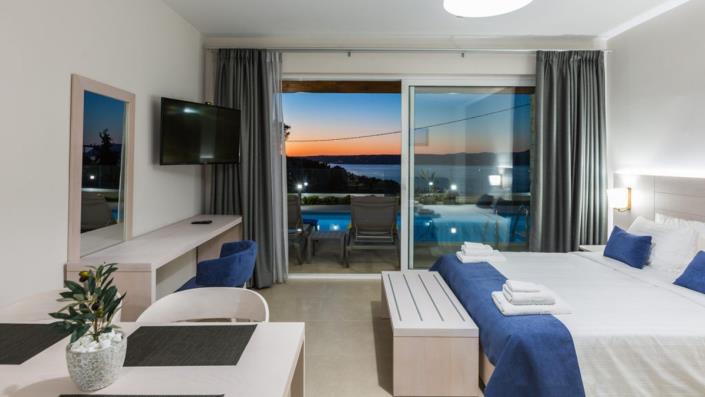 Image No.41-Maison de 30 chambres à vendre à Plaka