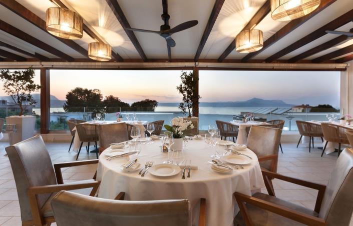 Image No.47-Maison de 30 chambres à vendre à Plaka