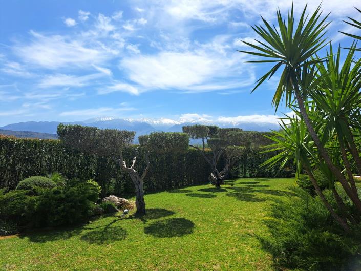 Image No.10-3 Bed Villa / Detached for sale