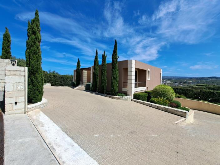 Image No.14-3 Bed Villa / Detached for sale