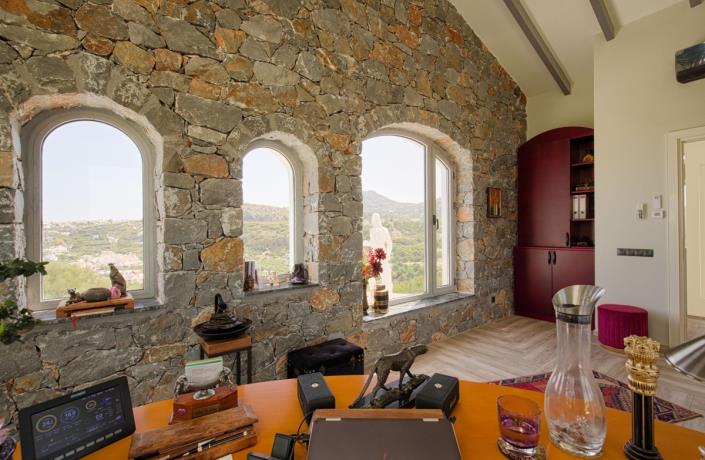 Image No.10-Villa de 5 chambres à vendre à Almyrida