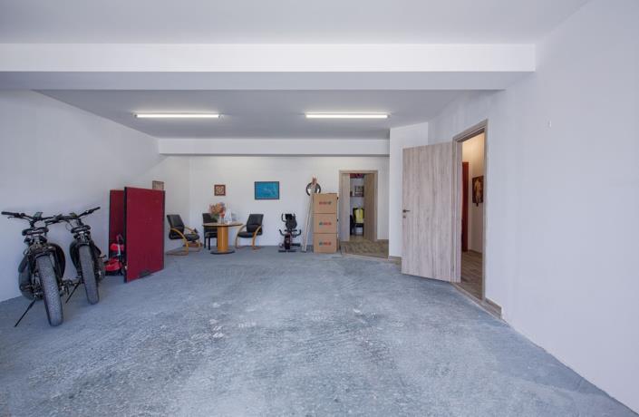 Image No.55-Villa de 5 chambres à vendre à Almyrida