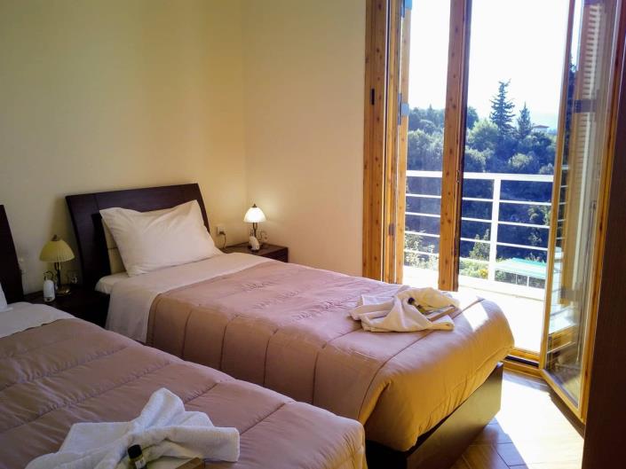 Image No.9-Villa de 6 chambres à vendre à Gavalohori