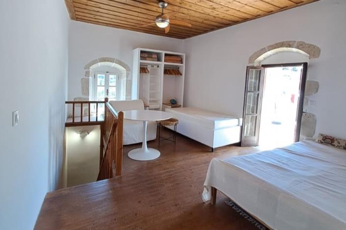 Image No.34-3 Bed House for sale