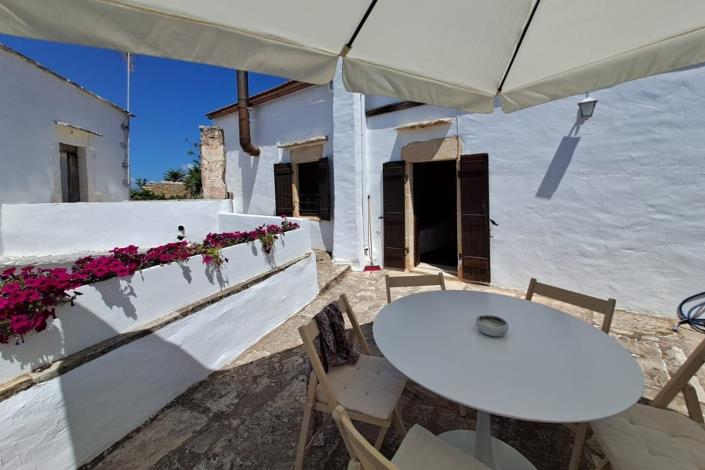 Image No.45-3 Bed House for sale