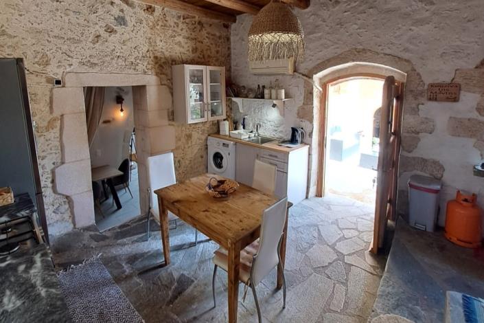 Image No.20-Maison de village de 4 chambres à vendre à Sellia