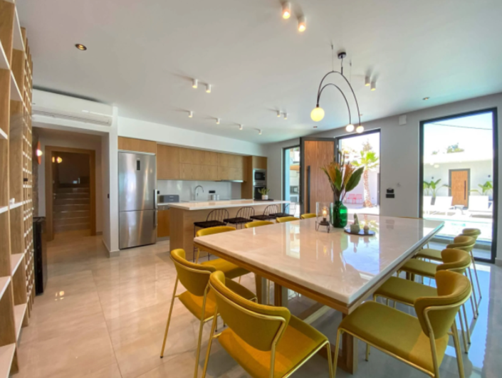 Image No.25-Villa de 6 chambres à vendre à Kissamos