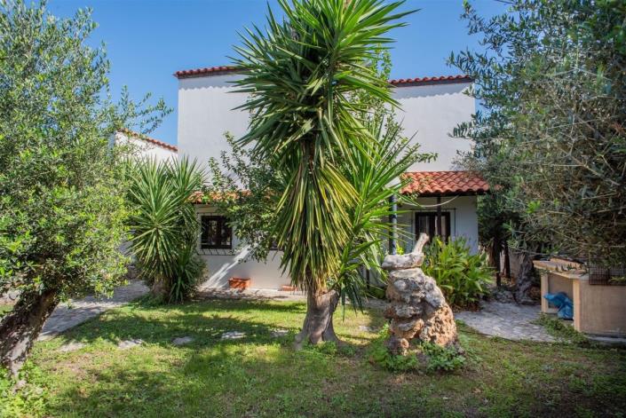 Image No.17-Maison de 5 chambres à vendre à Tavronitis