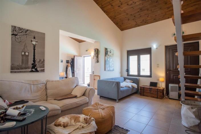 Image No.24-Maison de 5 chambres à vendre à Tavronitis