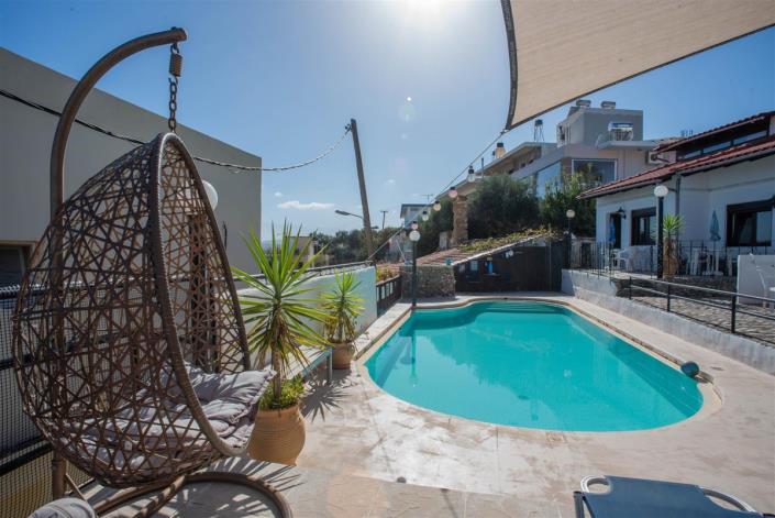 Image No.36-Maison de 5 chambres à vendre à Tavronitis