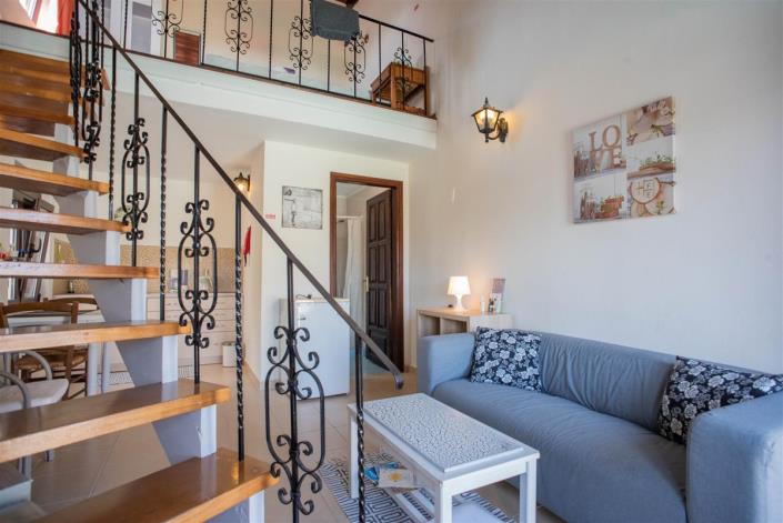 Image No.44-Maison de 5 chambres à vendre à Tavronitis