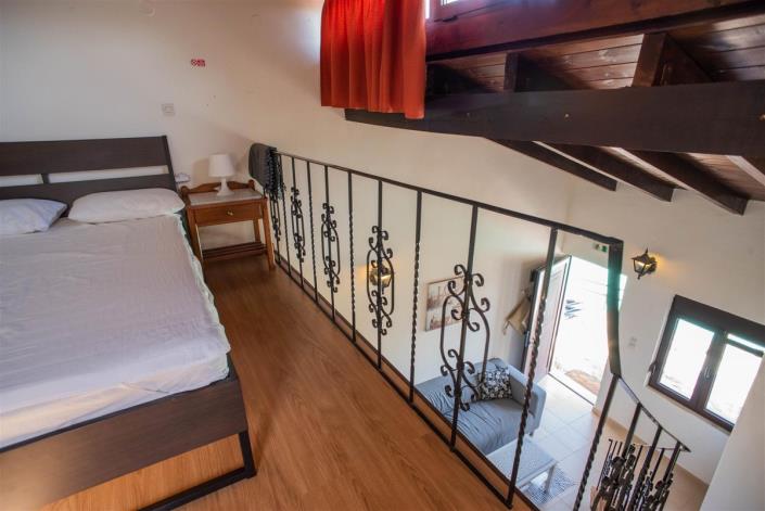 Image No.46-Maison de 5 chambres à vendre à Tavronitis