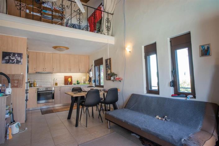 Image No.48-Maison de 5 chambres à vendre à Tavronitis