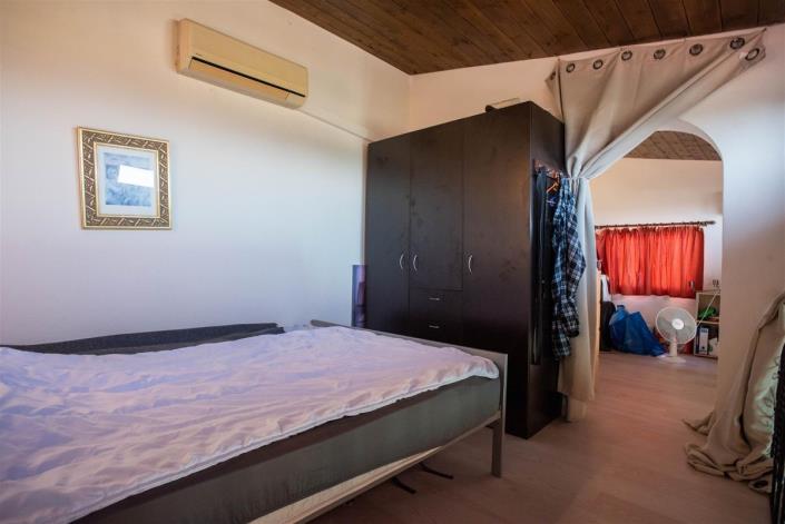 Image No.51-Maison de 5 chambres à vendre à Tavronitis