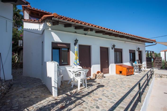 Image No.57-Maison de 5 chambres à vendre à Tavronitis