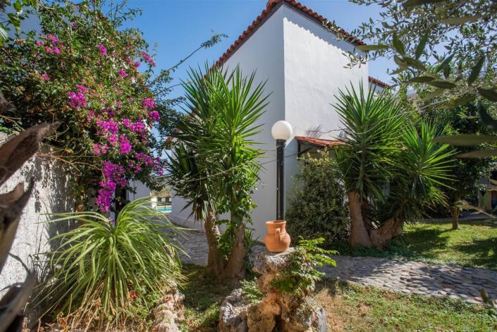 Image No.60-Maison de 5 chambres à vendre à Tavronitis