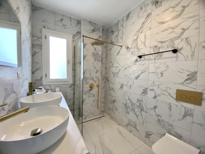 Image No.7-4 Bed Villa for sale