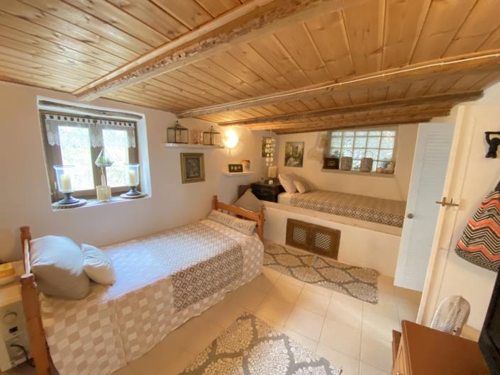 Image No.37-4 Bed Village House for sale